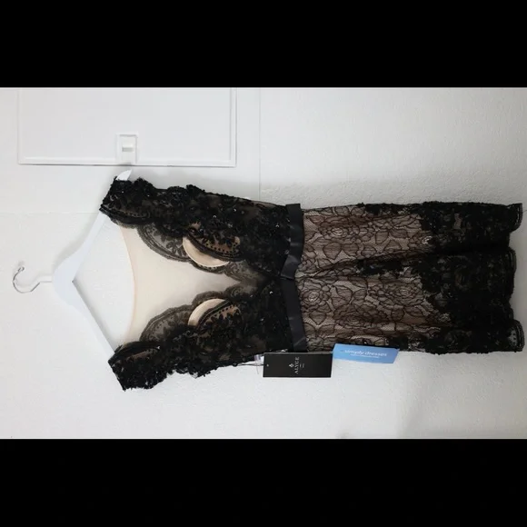 Alyce Paris Black and Nude Lace and Bead Cocktail Dress - Picture 3 of 6